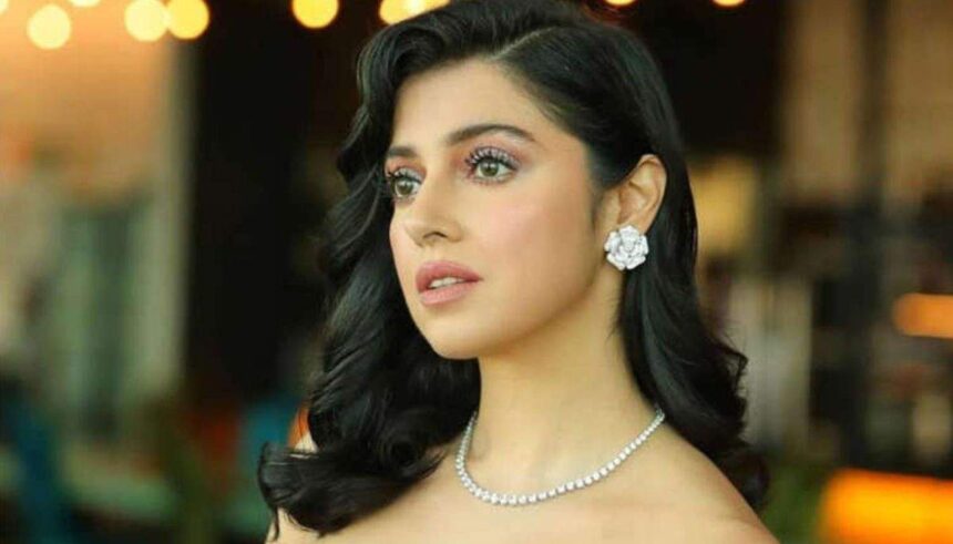Divya Khosla Kumar Ek Chatur Naar Slum 2025