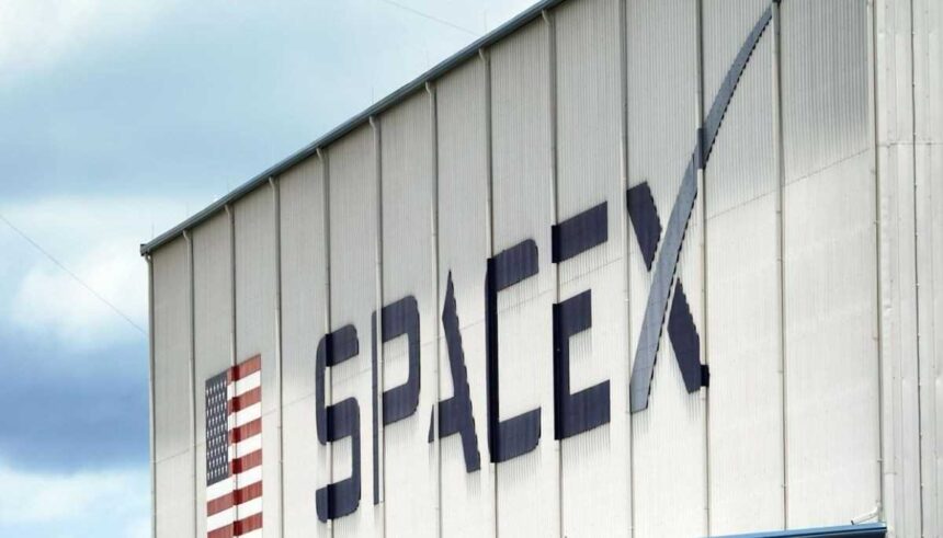 EchoStar SpaceX $17 Billion Spectrum Deal 2025