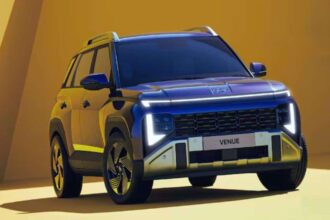 नई Hyundai Venue 2025, Hyundai Venue लॉन्च, Hyundai Venue बुकिंग, Hyundai Venue फीचर्स, Hyundai Venue कीमत