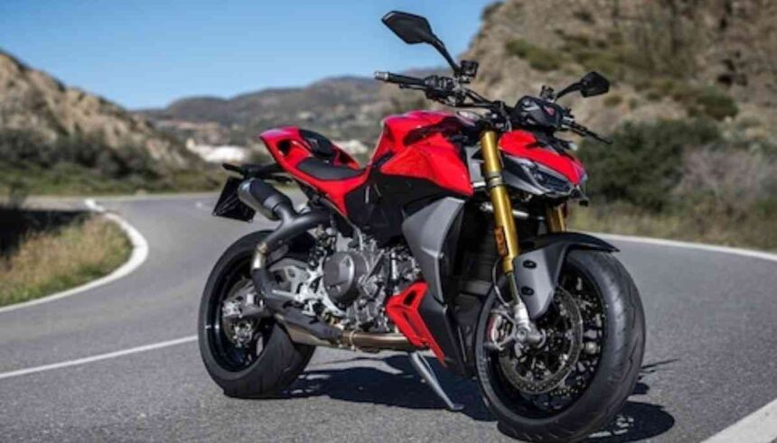 2025 Ducati Streetfighter V2 India Launch – Red Colour Model Front View