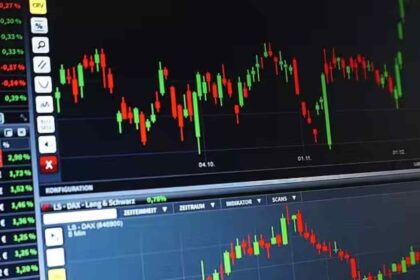 “तेजी के साथ बंद होता भारतीय शेयर बाजार – सेंसेक्स और निफ्टी में मजबूती”