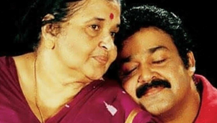 Mohanlal with his mother Santhakumari emotional bond