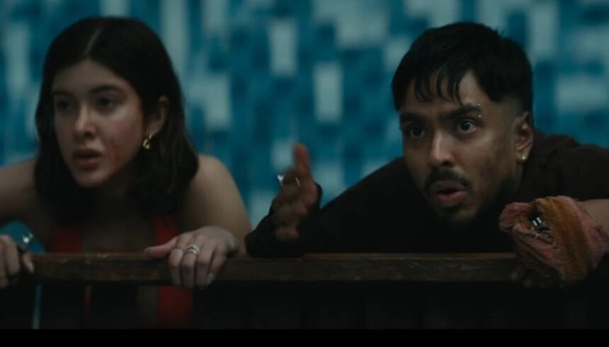 Tu Yaa Main फिल्म में मगरमच्छ से लड़ते आदर्श गौरव और शनाया कपूर