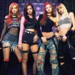 BLACKPINK ग्रुप फोटो, YouTube 100 मिलियन सब्सक्राइबर माइलस्टोन की ओर बढ़ते हुए