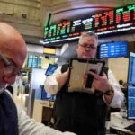 US stock futures में गिरावट, GDP और PCE inflation रिपोर्ट से पहले बाजार में सतर्कता