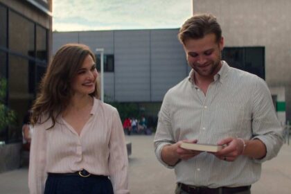 Vladimir वेब सीरीज़ का पोस्टर, Rachel Weisz और Leo Woodall मुख्य भूमिकाओं में