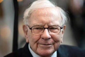 World War के दौरान भी शेयर खरीदने की सलाह देते Warren Buffett