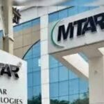 MTAR Technologies के शेयरों में गिरावट को दर्शाता ग्राफ, जिसमें Bloom Energy से जुड़ी खबर के बाद स्टॉक क्रैश दिखाई दे रहा है।