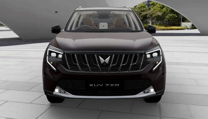 Mahindra XUV7XO AX बेस वेरिएंट का एक्सटीरियर और इंटीरियर फीचर्स दिखाती हुई तस्वीर।