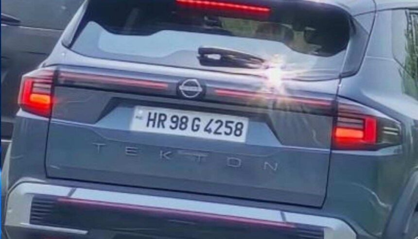 लॉन्च से पहले बिना कैमुफ्लाज नजर आई Nissan Tekton SUV का रियर डिजाइन और LED टेललाइट्स।